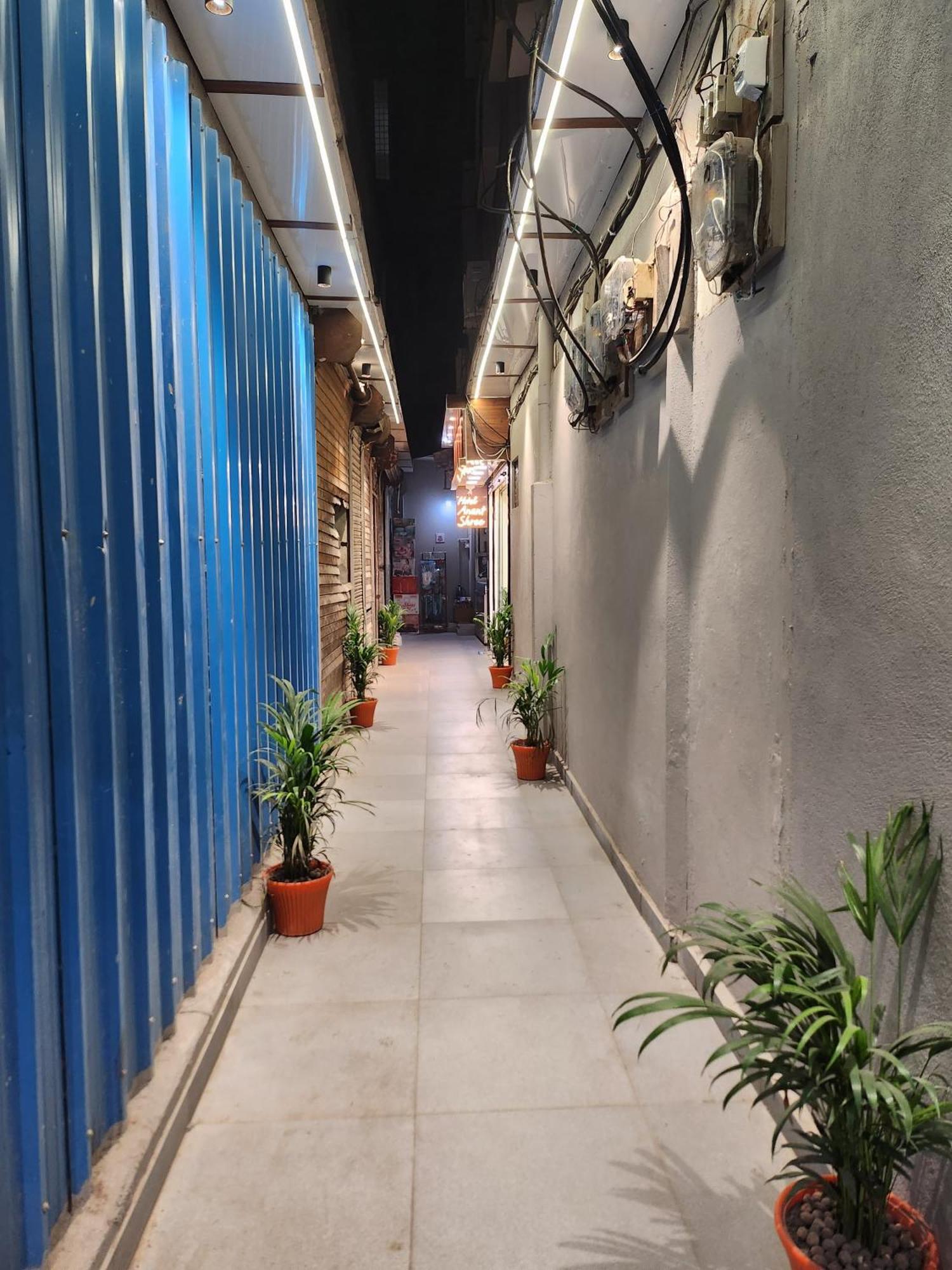 Hotel Anantshree Ujjain Esterno foto