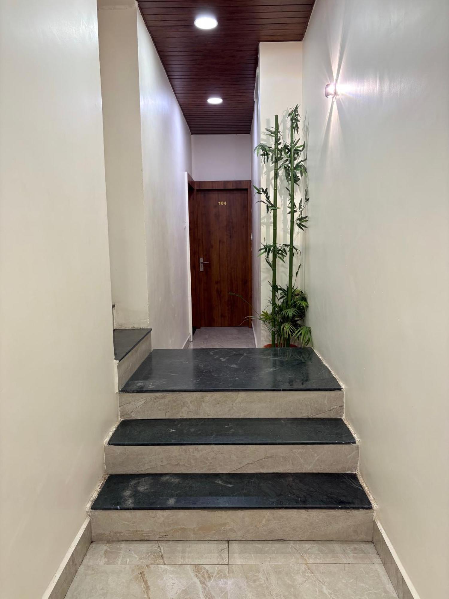 Hotel Anantshree Ujjain Esterno foto